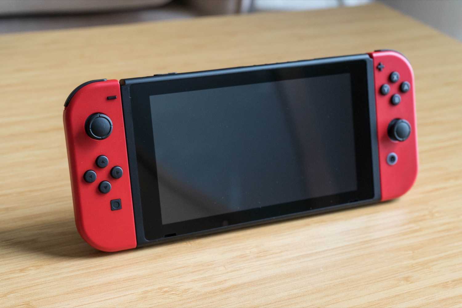 越长大越童心 任天堂 Switch 马里奥奥德赛同捆版 开箱 罗磊的独立博客